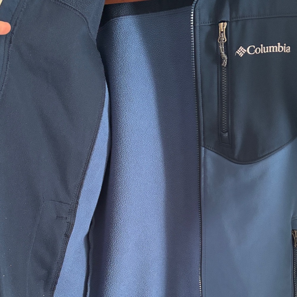 Columbia Dark Blue Softshell Jacket - image 5